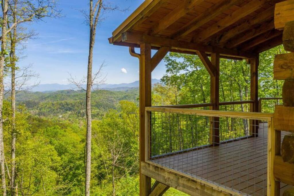 The Appalachian - Your Pigeon Forge Dream Cabin เซอเวียร์วีล ภายนอก รูปภาพ