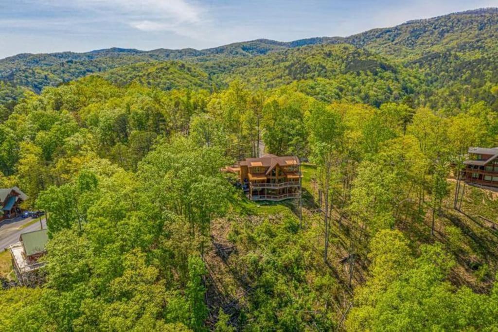 The Appalachian - Your Pigeon Forge Dream Cabin เซอเวียร์วีล ภายนอก รูปภาพ